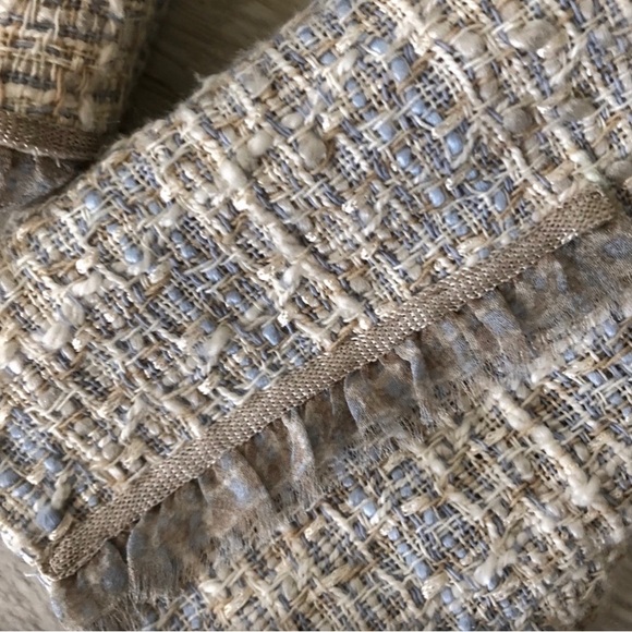 Tahari Beige and baby blue Tweed Blazer and skirt set - Picture 8 of 10